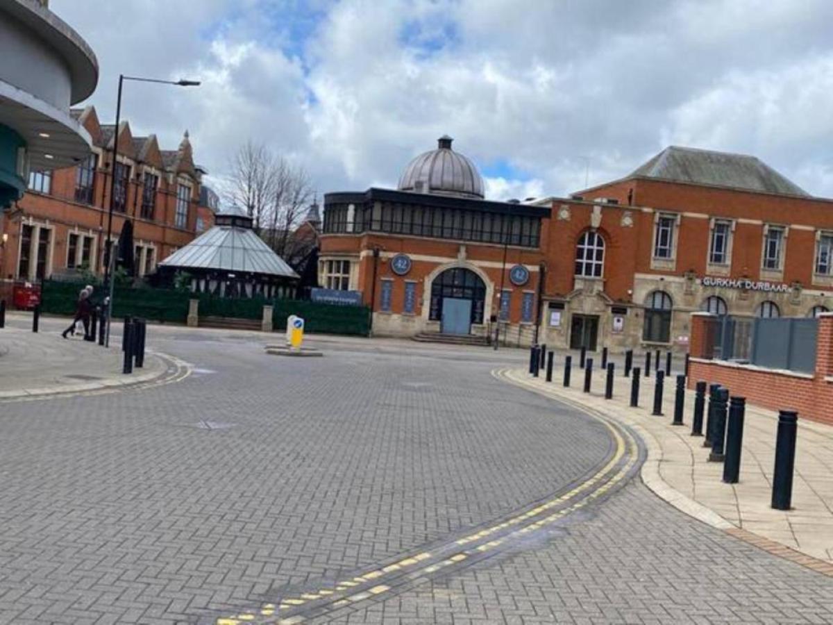 Central Newly Built 2 Bed Duplex Penthouse With Free On-Site Gated Parking, Lift Access, Self Check-In, Super Fast Wifi, Two Cathedral View Terraces & Sleeps 6 Peterborough Exterior foto